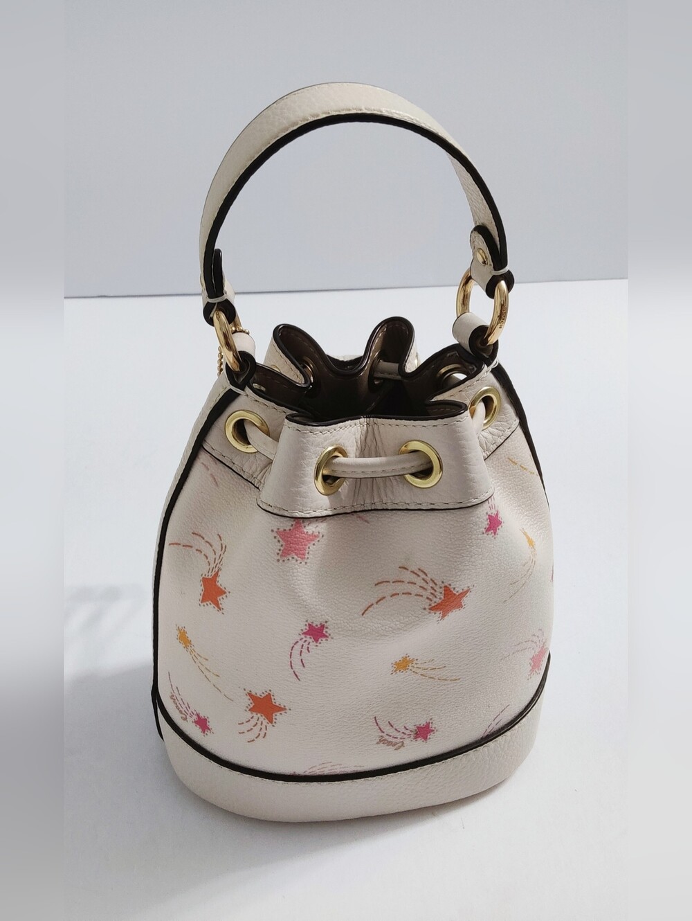 Coach Dempsey Drawstring Bucket Mini Leather Bag. Excellent Condition. - Picture 3 of 11